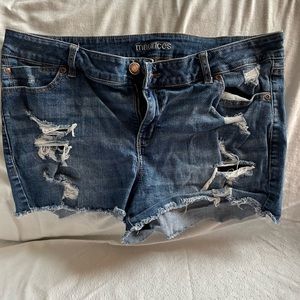 Maurices Jean Shorts. Size 16